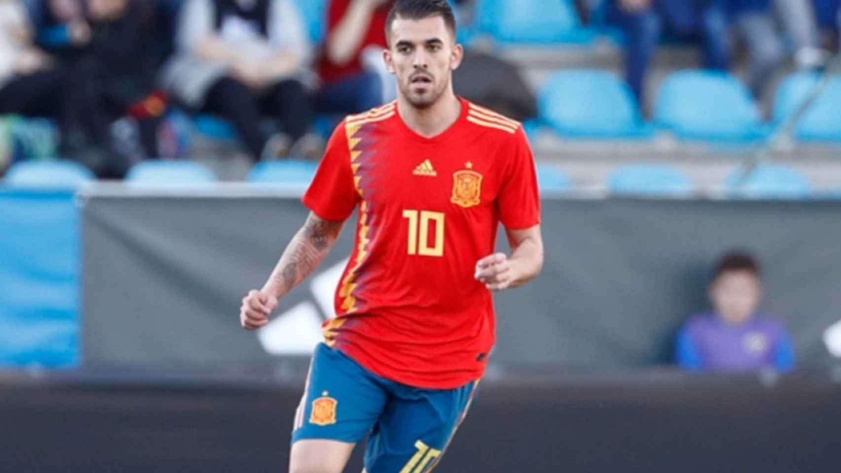 Ceballos, con la selección española de fútbol. Foto: sefutbol.com