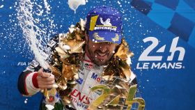 Fernando Alonso conquista las 24 Horas de Le Mans 2019