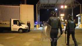 Al menos 40 marroquíes detenidos durante una batalla campal en el puerto de Ceuta