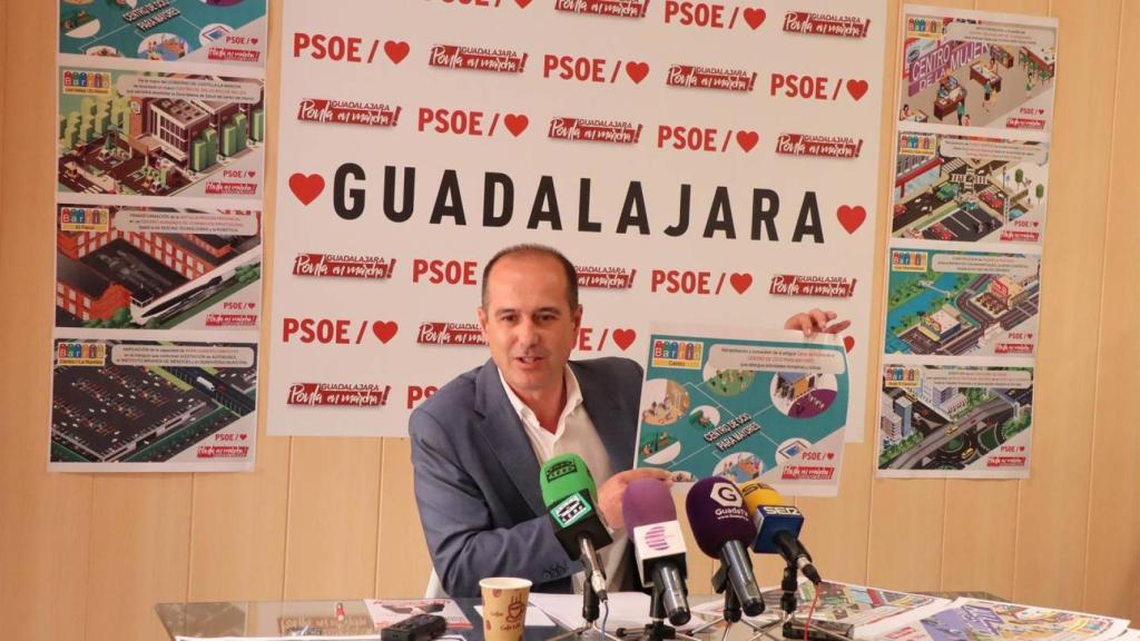 El nuevo alcalde de Guadalajara cesa como alto cargo de la Junta