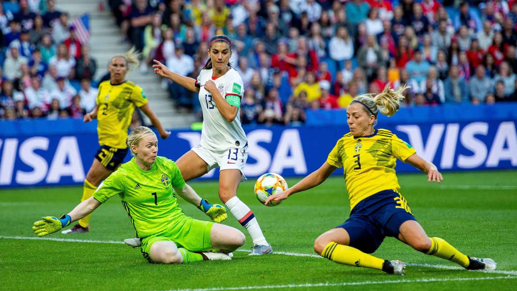 Alex Morgan, en el partido entre Suecia y EEUU del Mundial femenino de Francia 2019