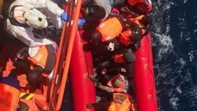 Inmigrantes rescatados en el mar de Alborán.