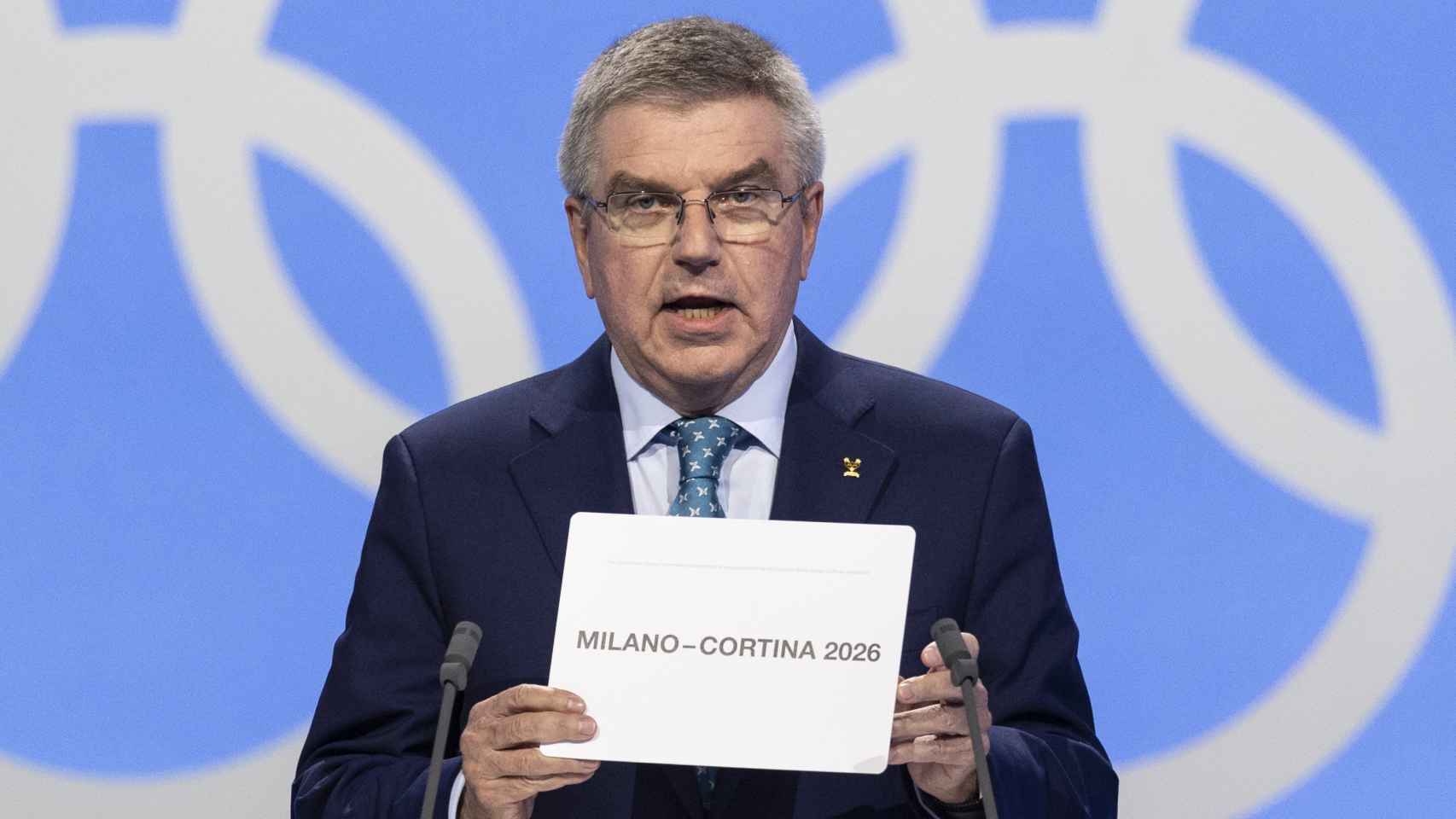 Thomas Bach, presidente del COI, anuncia la candidatura de Milán-Cortina d'Ampezzo
