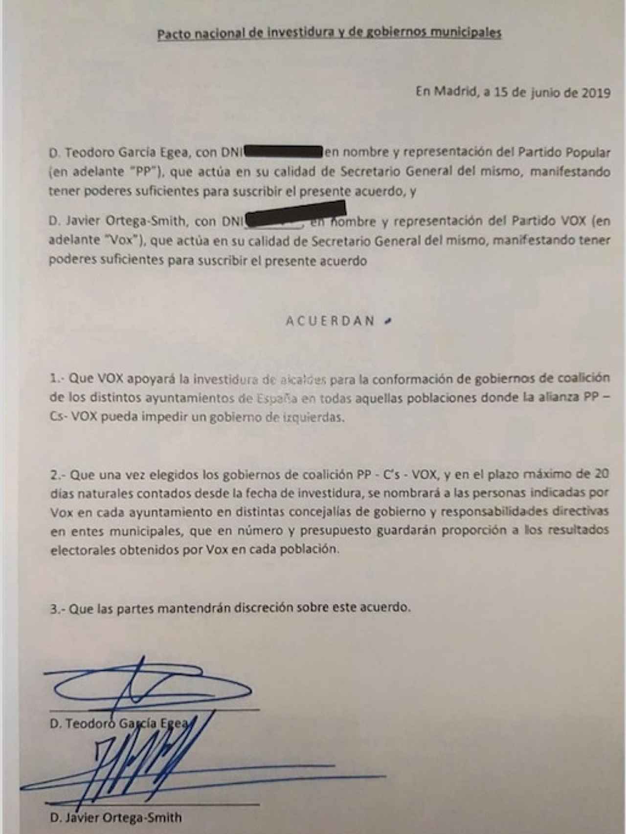 Pacto firmado por Teodoro García-Egea y Javier Ortega Smith entre PP y Vox.