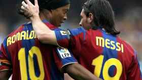 Ronaldinho y Messi, en el Barcelona