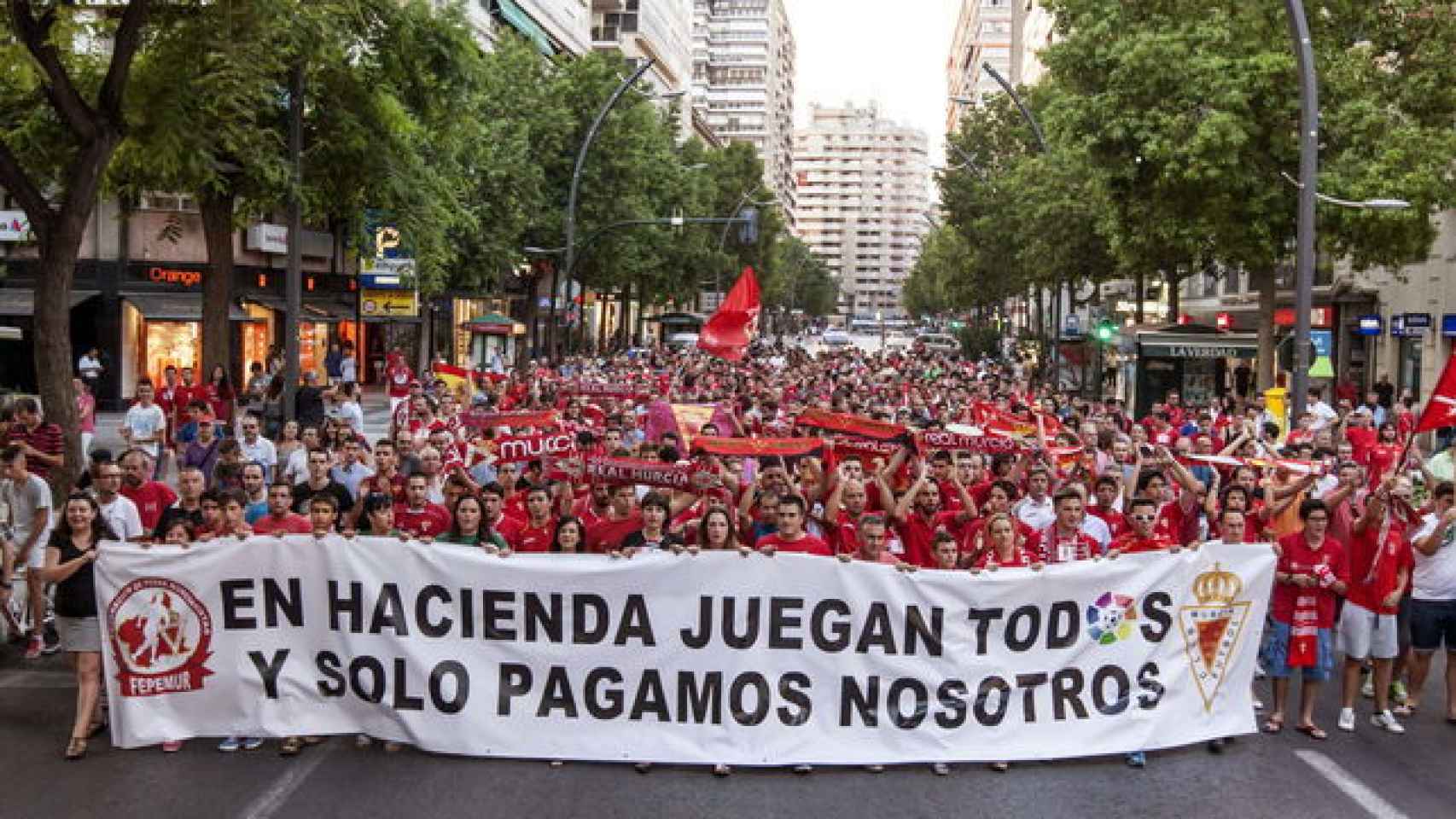 Manifestación por la salvación del Real Murcia.