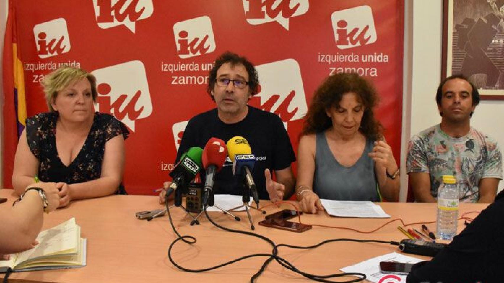 Estamos condenados a entendernos con el PSOE