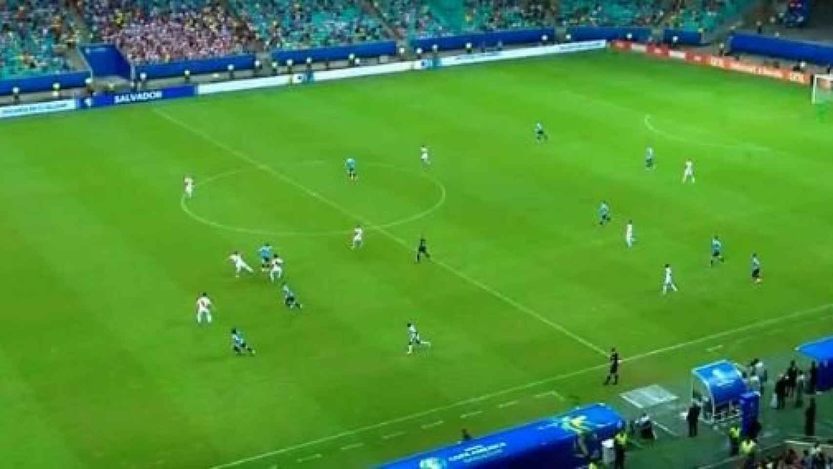 El segundo gol anulado a Uruguay