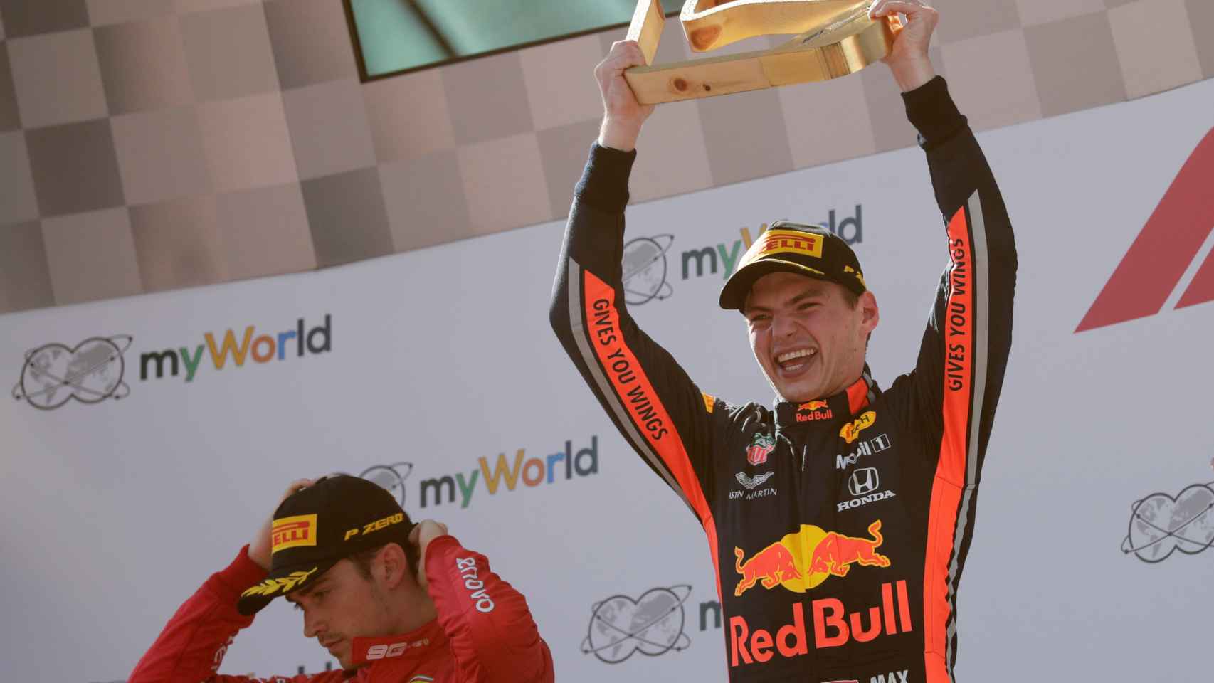Verstappen celebra la victoria en el GP de Austria