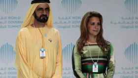 Mohammed Bin Rashid junto a Haya bint Al Hussein.