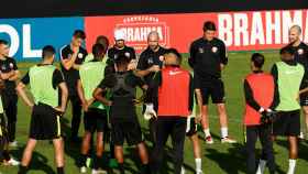 La selección de Catar durante un entrenamiento en la Copa América