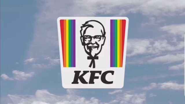 KFC te invita a celebrar el Orgullo en la carroza de los Javis