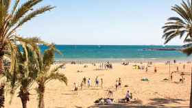 La joven fue presuntamente violada en la playa de Somorrostro (Barcelona).