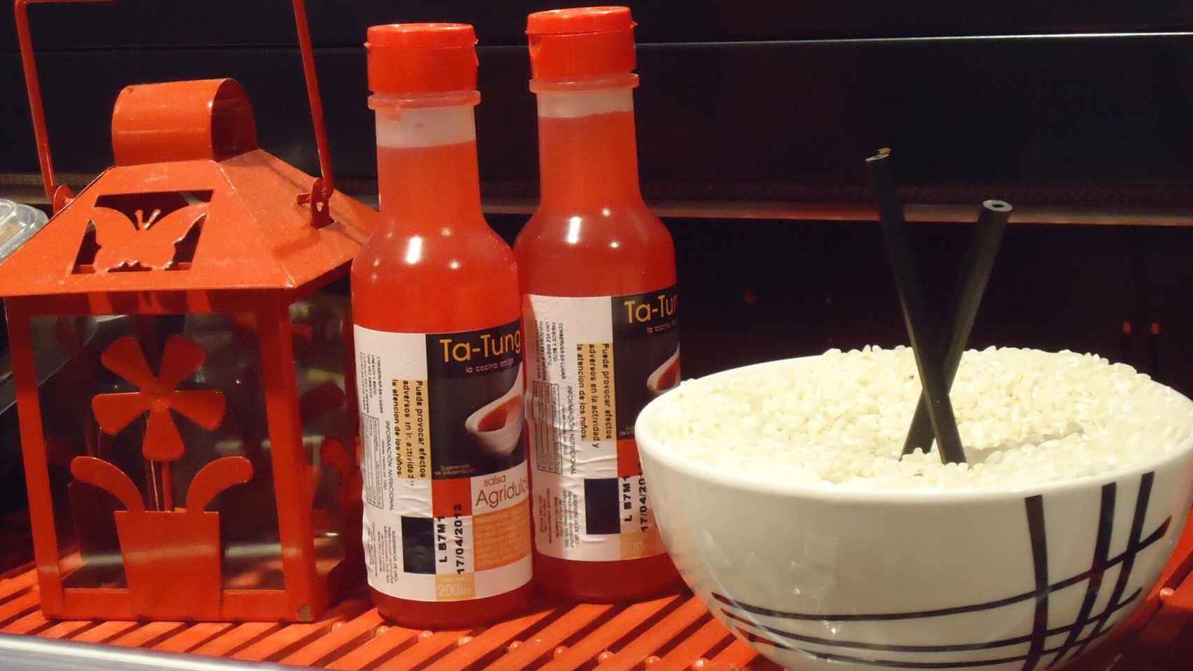 Radiografía de la salsa agridulce: el lado oscuro del condimento chino más  popular