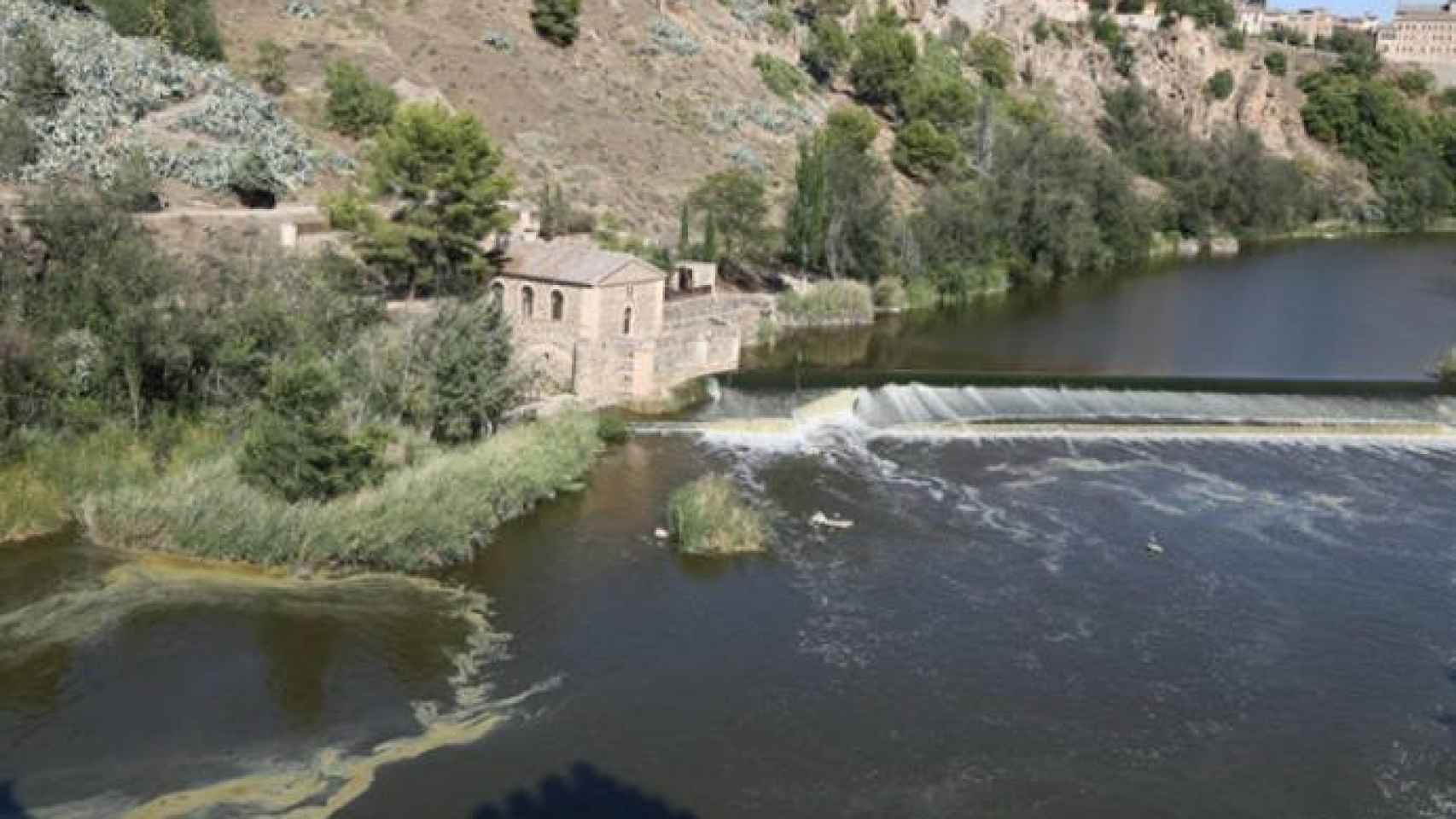 El río Tajo a su paso por Toledo