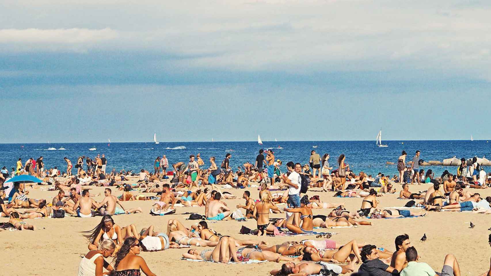 España es el segundo país más visitado del mundo con el turismo de sol y playa como principal reclamo.