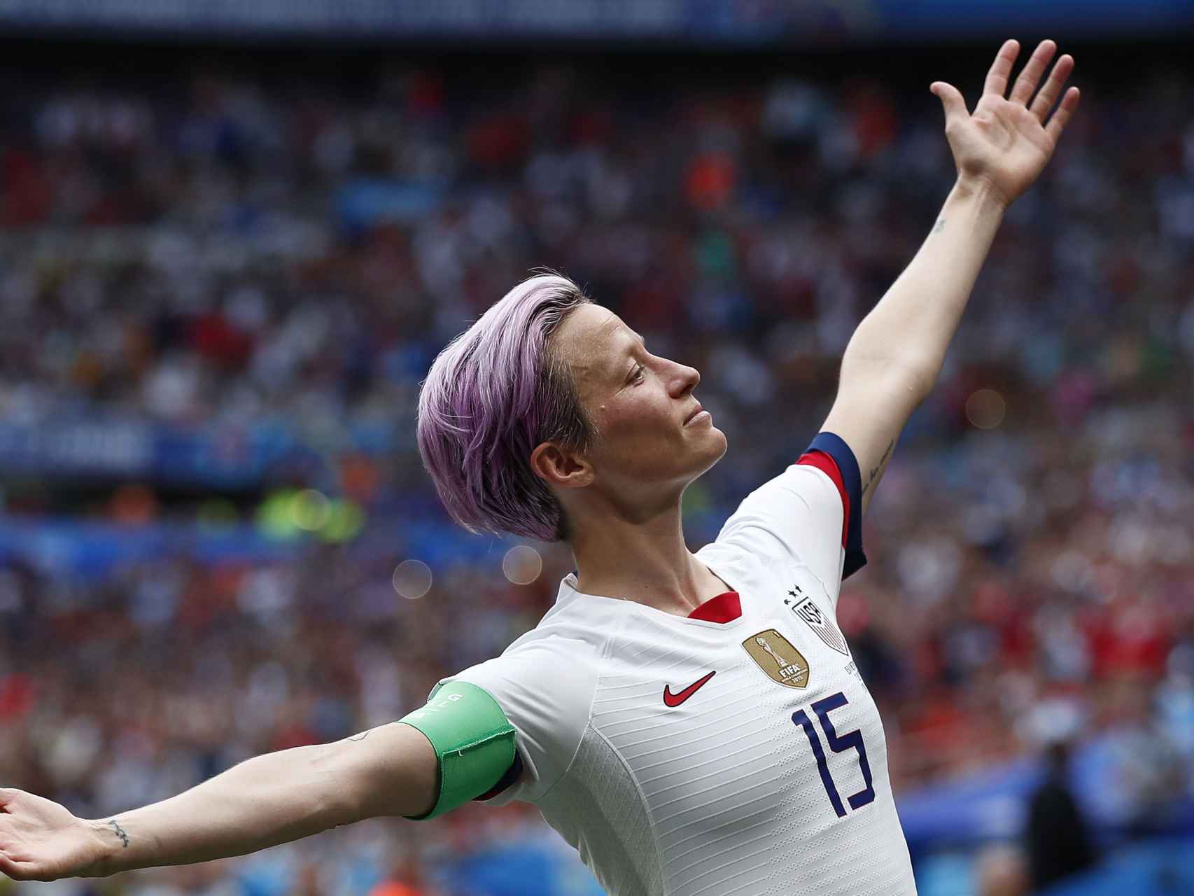Megan Rapinoe tras meter un gol en la final del Mundial de fútbol.