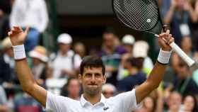 Djokovic, tras ganar en octavos de final de Wimbledon a Ugo Humbert