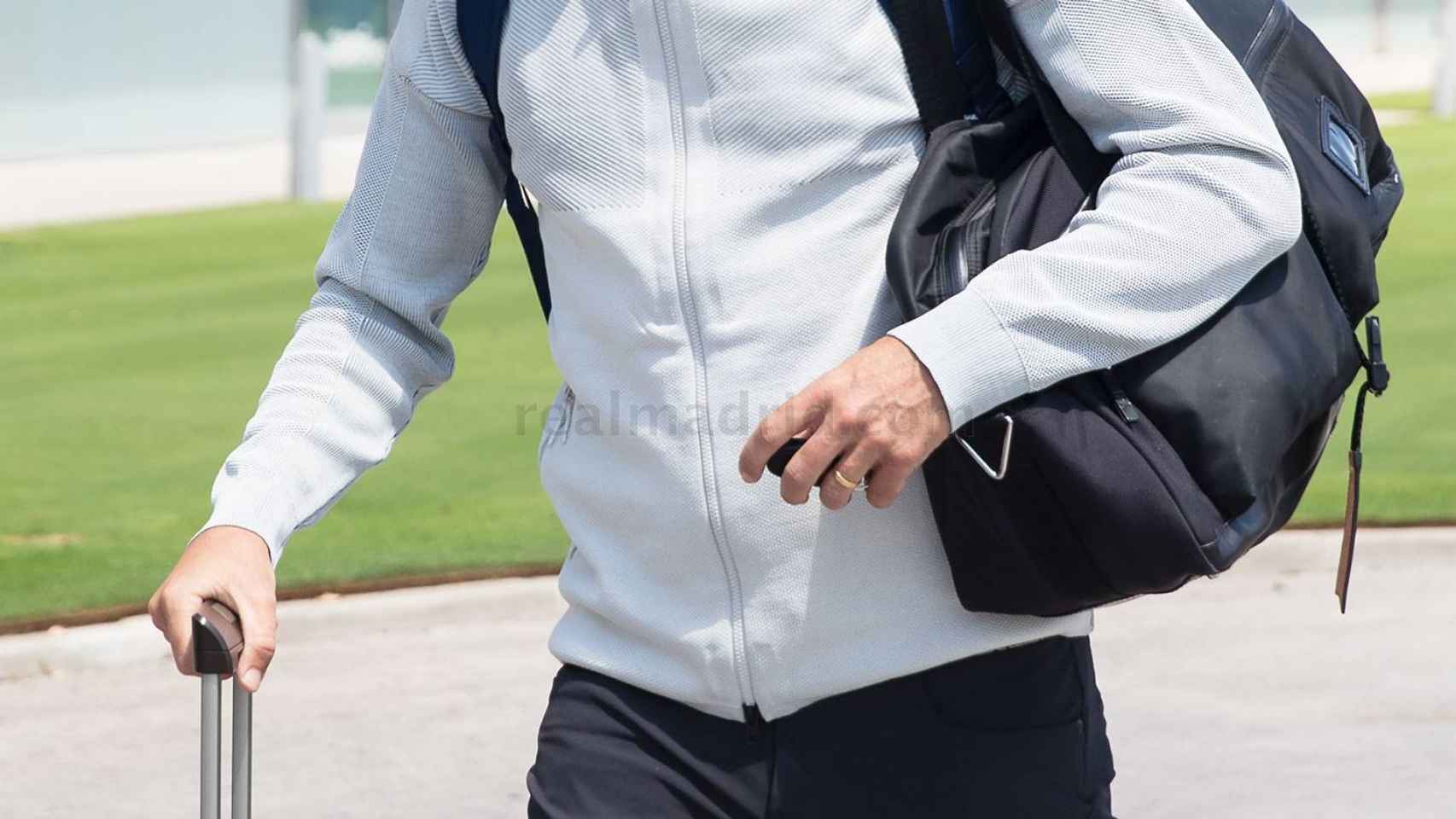Zidane antes de subir al avión