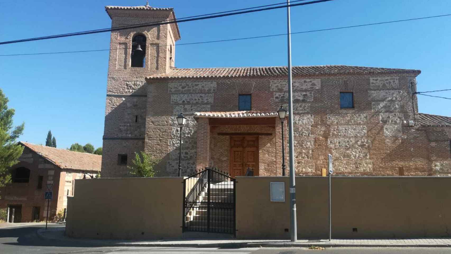 Iglesia de Batres.