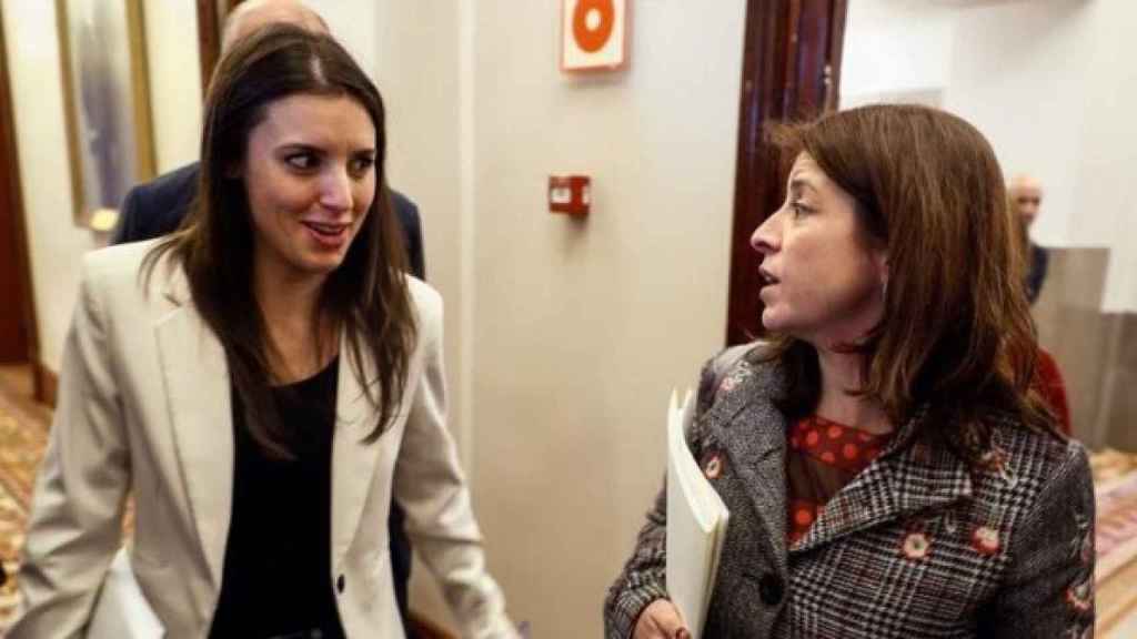 Irene Montero, de Unidas Podemos, y Adriana Lastra. Ambas trabajaron en el pacto del Gobierno de coalición.