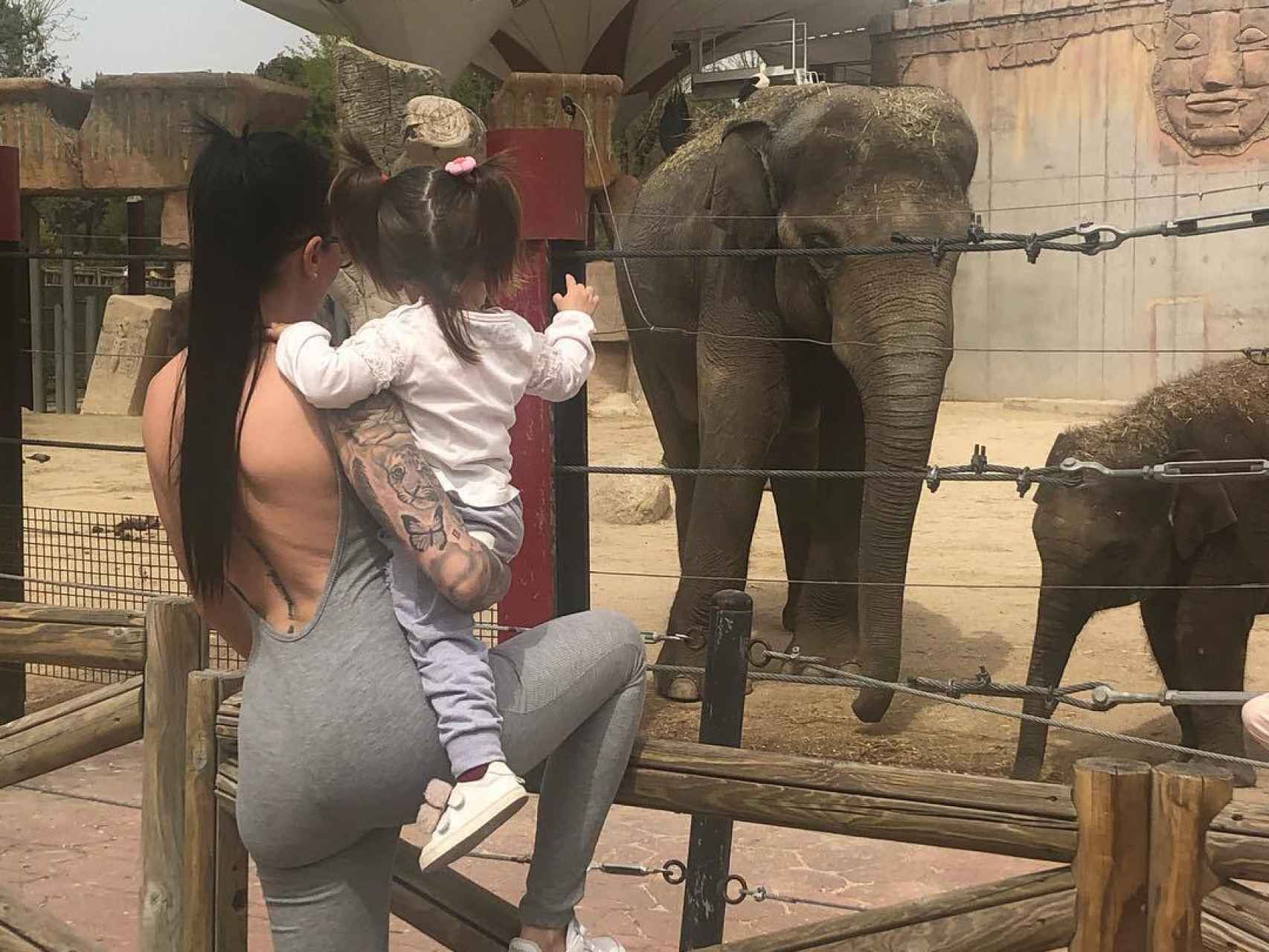 Laura Campos y su hija Triana en una imagen de Instagram.