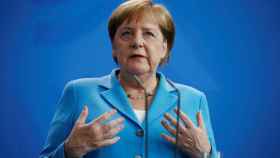 Merkel, tras sus terceros temblores en un mes: Me estoy recuperando