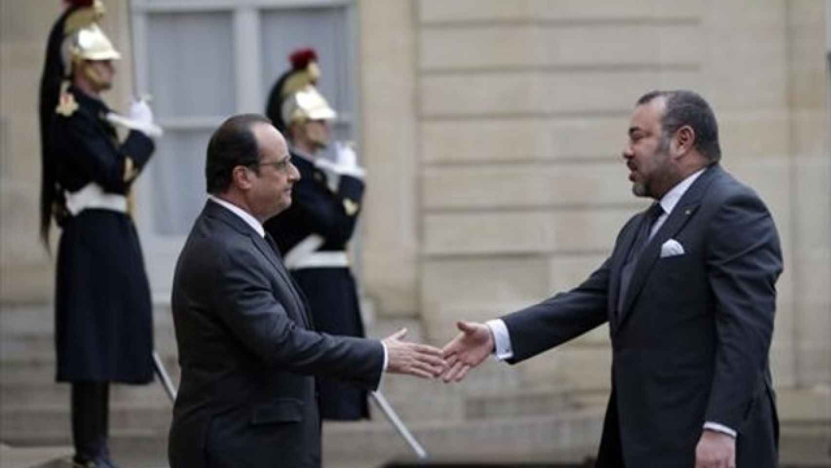 Hollande recibe a Mohamed VI.