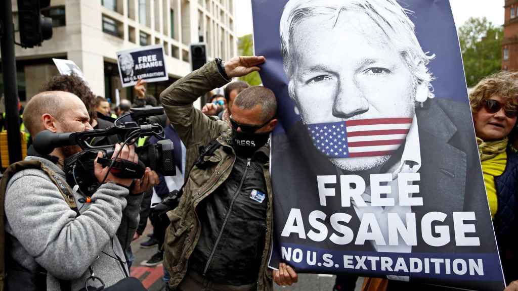 Manifestaciones contra la extradición de Assange en Westminster a principios de julio