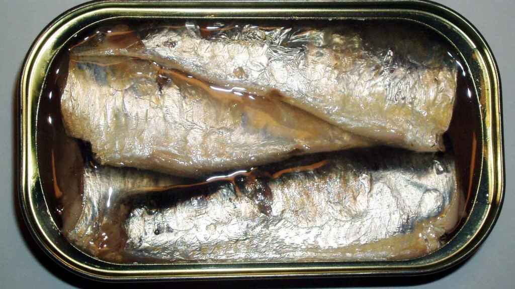 Una lata de sardinas tradicional.
