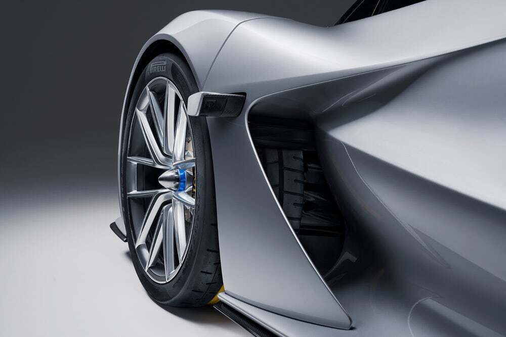 Lotus Evija 4