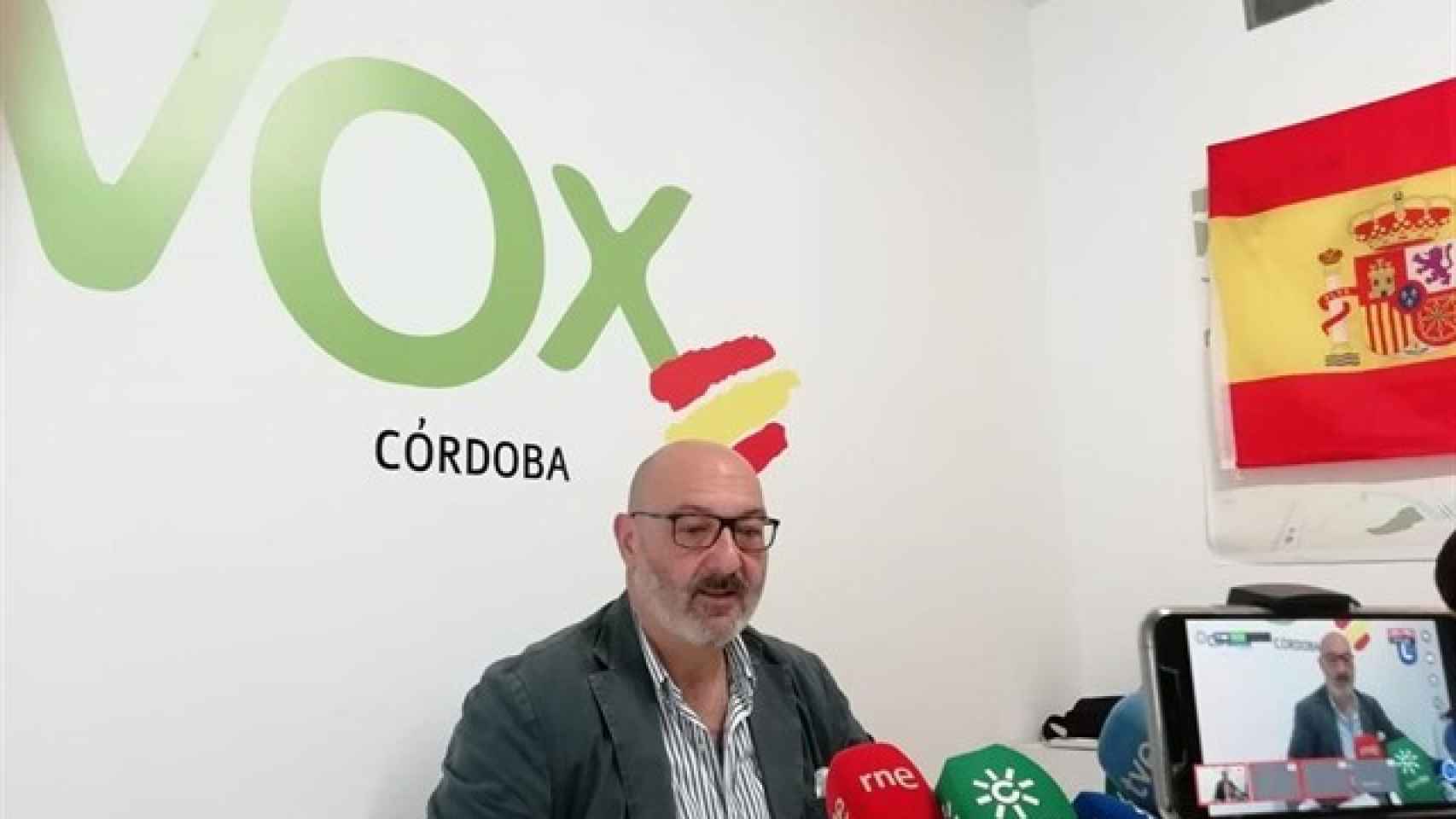 El portavoz de Vox en el Parlamento de Andalucía, Alejandro Hernández,.