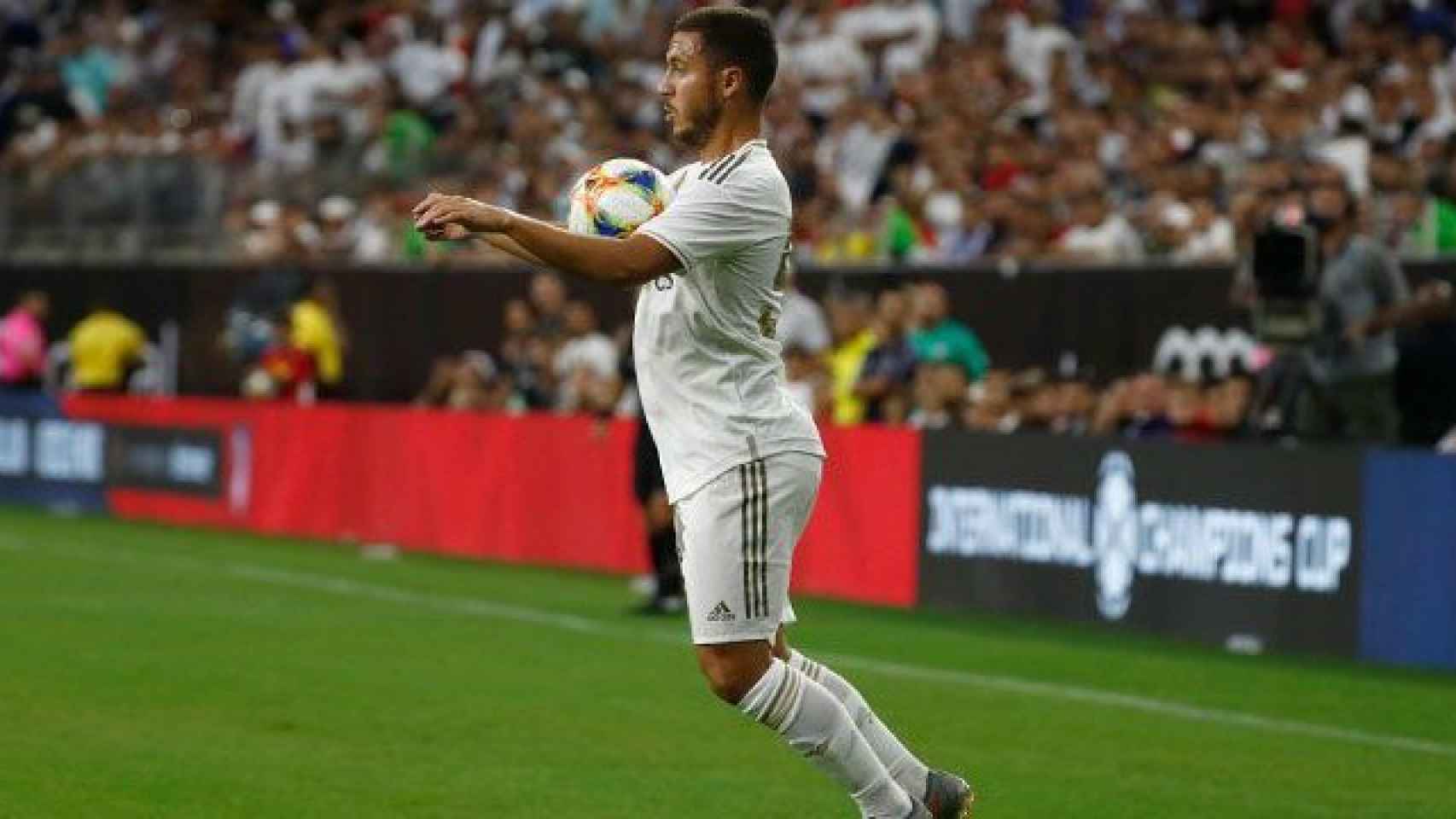 Hazard en su debut como jugador del Real Madrid