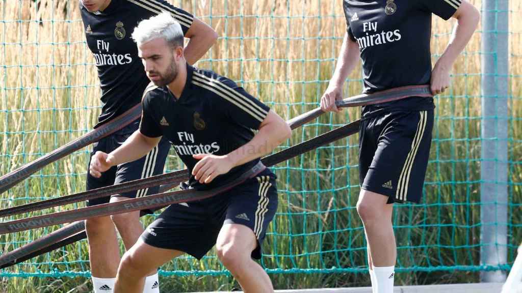 Vallejo, Fede Valverde y Mayoral, en un entrenamiento del Real Madrid