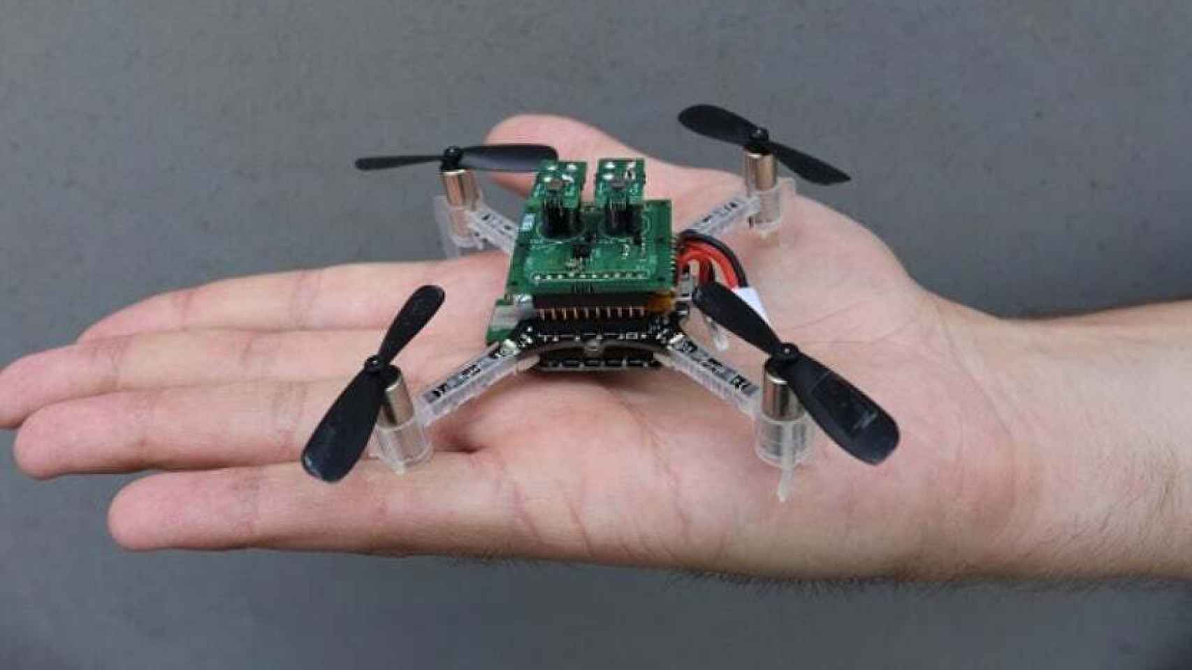 Dron autónomo que detecta gases
