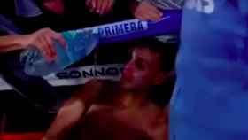 El dramático momento cuando el boxeador fallecido Héctor Santillán se desmaya