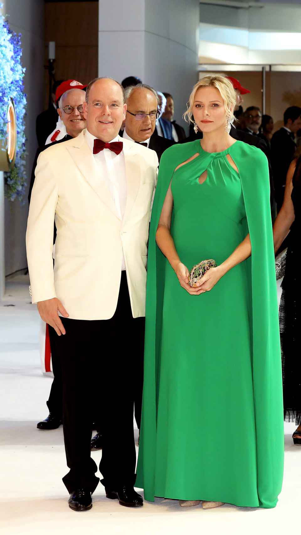 Charlene y Alberto II de Mónaco durante el baile de la Cruz Roja de 2019.