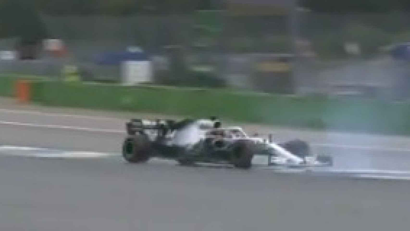 Así fue el trompo con el que Hamilton se salvó de un accidente en el GP de Alemania de F1