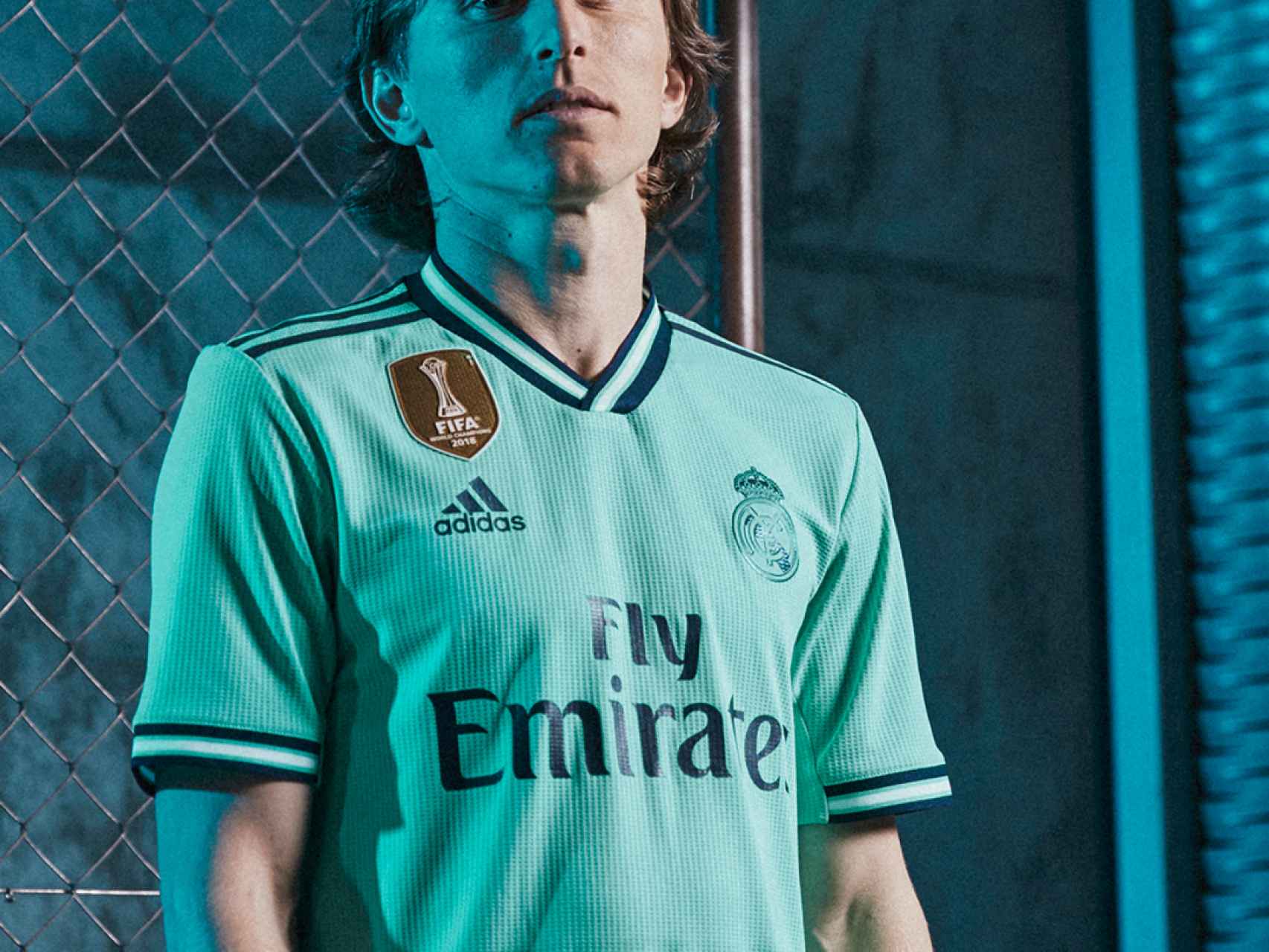 Despedida Eléctrico amenazar Así es la tercera camiseta del Real Madrid en la temporada 2019/20