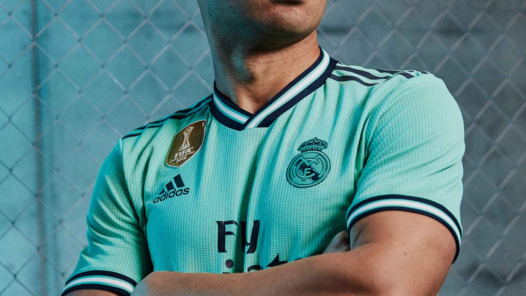 Casemiro con la tercera equipación del Real Madrid en la temporada 2019/20