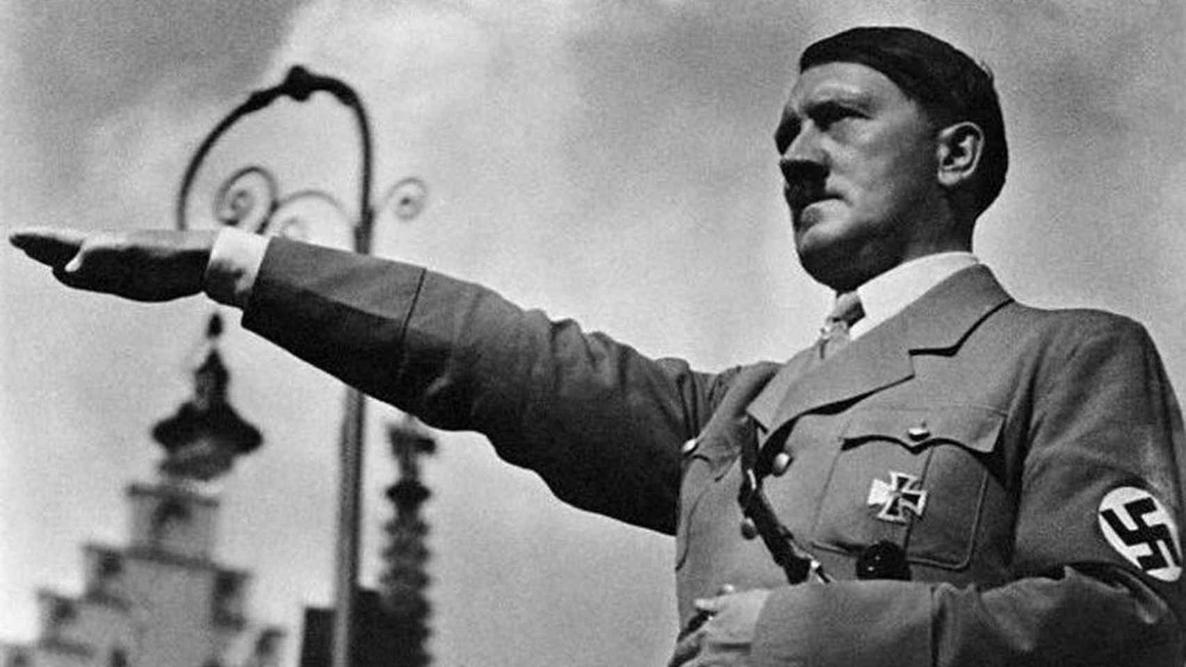 Adolf Hitler, tío abuelo de los últimos supervivientes.