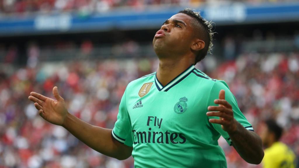 Mariano celebra su gol al Fenerbahce