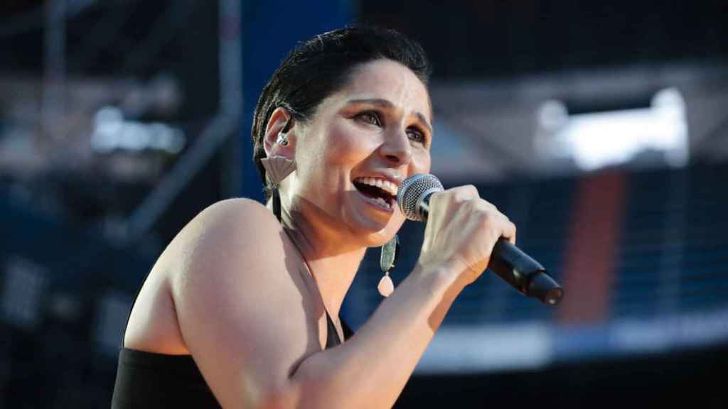 Rosa López durante un concierto en 2018.