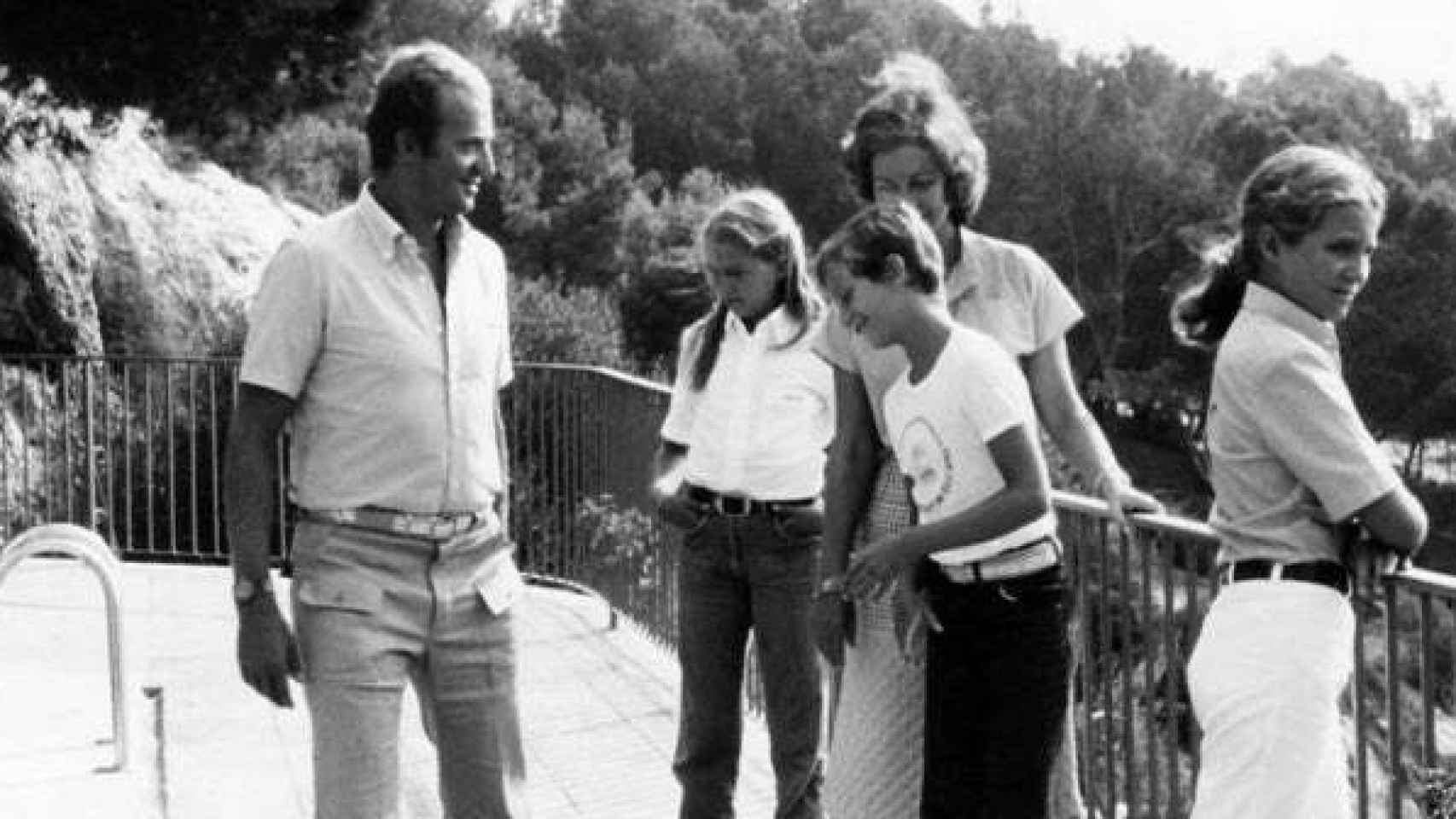 La Familia real, al completo: Juan Carlos I, Cristina, Felipe, Sofía y Elena.
