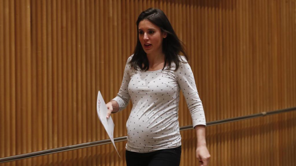 Irene Montero Madre Por Tercera Vez De Una Niña Prematura 