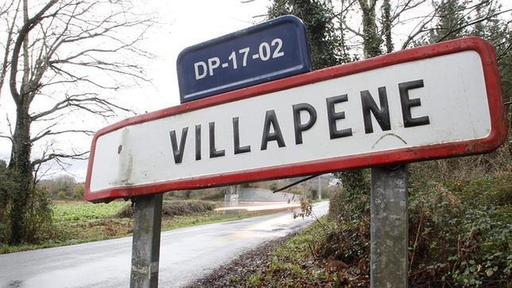 El cartel de entrada al municipio de Villapene.