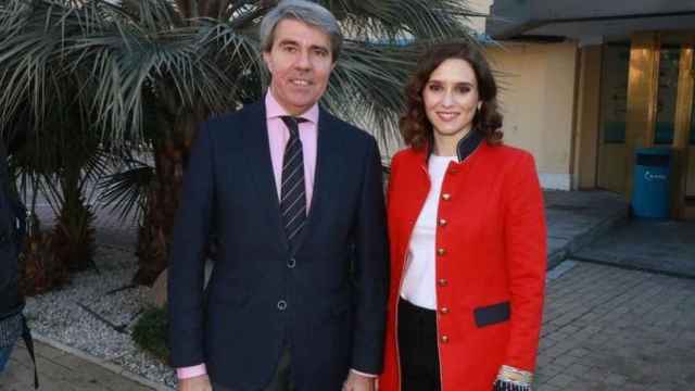 Ángel Garrido e Isabel Díaz Ayuso en la presentación de las candidaturas del PP para Madrid.