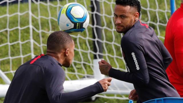 Neymar entrena con el PSG