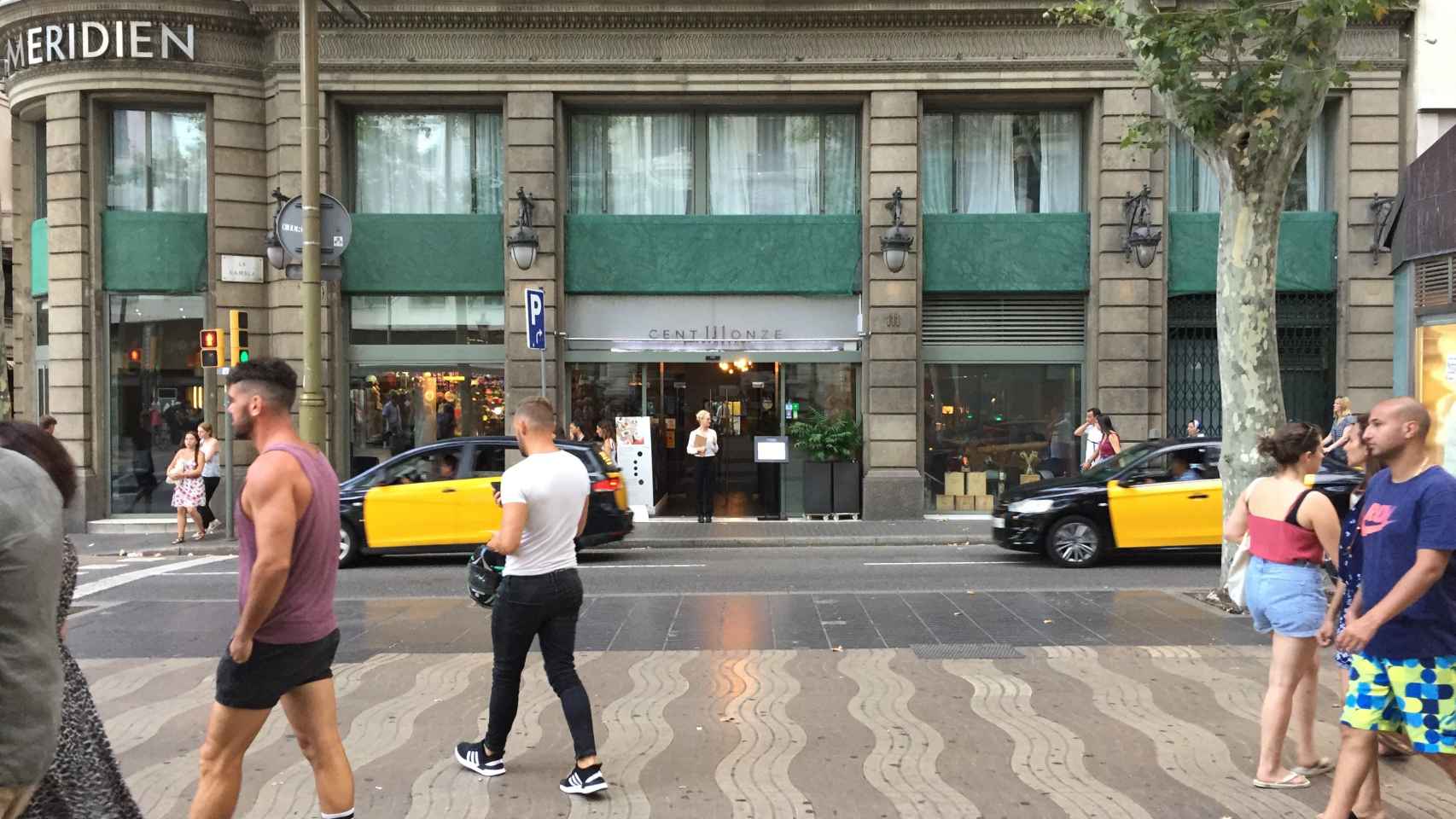 Es uno de los hoteles más famosos de Barcelona y en su ubicación hay otra zona sin bloquear