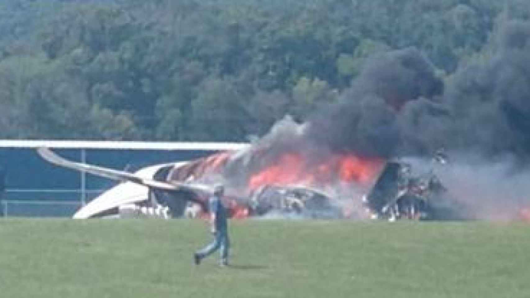 Se estrella e incendia el avión privado de Dale Earnhardt Jr, estrella de la NASCAR